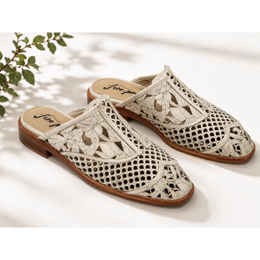 Free People Leather Laser Cut Mules Cream Bone Floral Perforated Loafers 38/7.5 - Picture 1 of 6